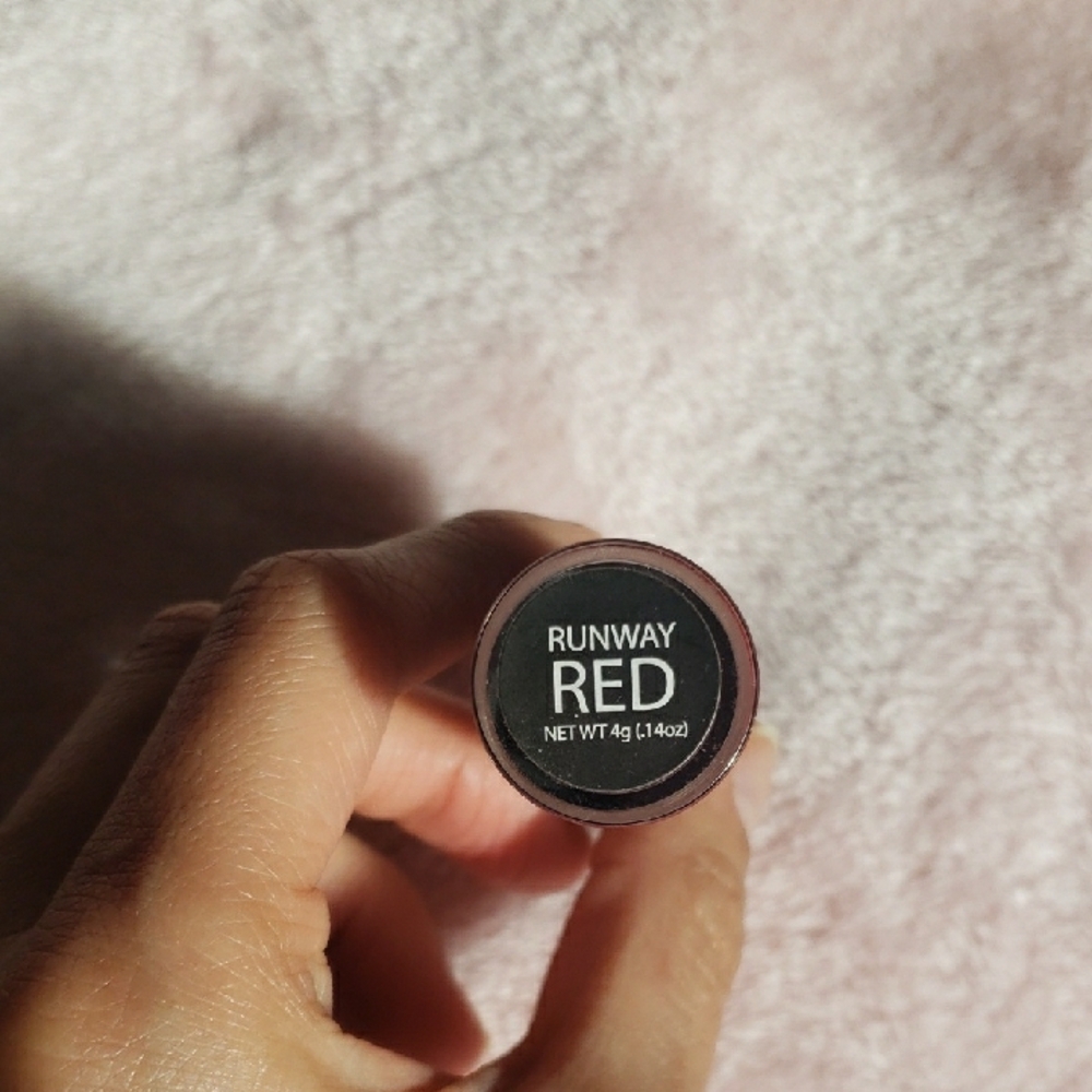 Inmcosmetics Frozen Lipstick - Picture 2 of 4